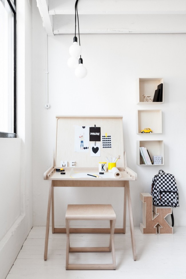 K desk05