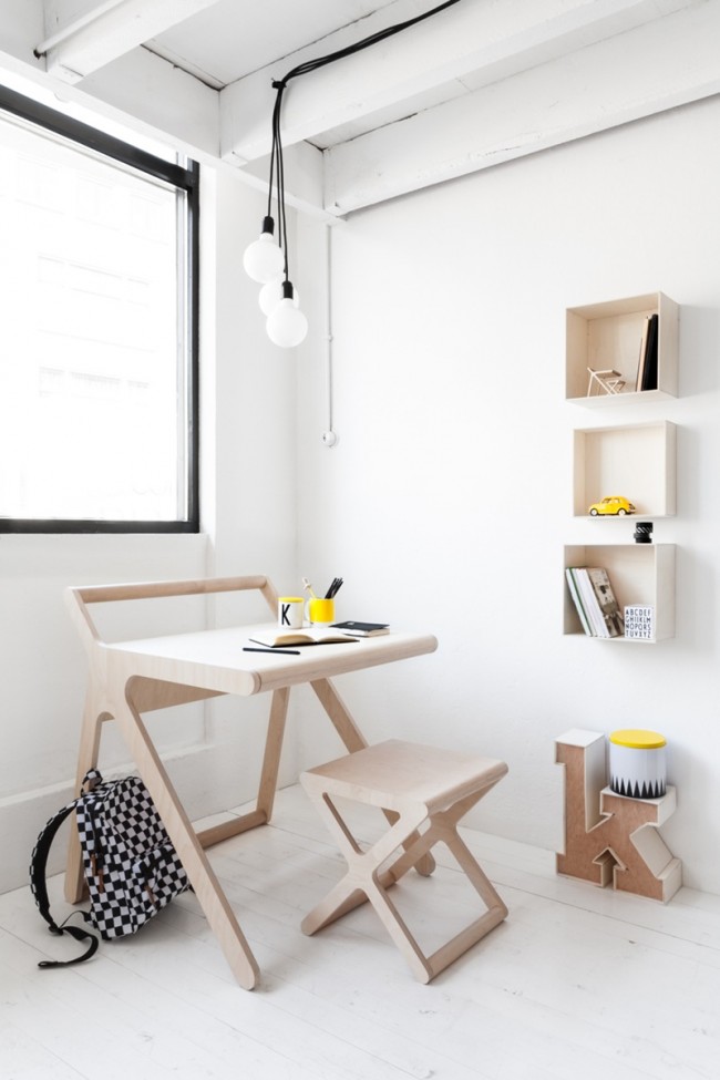 K desk02