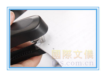 得力订书机